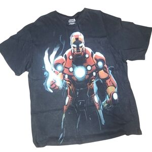 Vintage Marvel Black T-Shirt with Iron Man Design